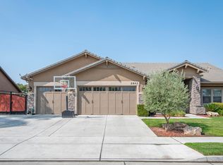 2643 N Chinowth St, Visalia, CA