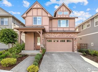 444 6th Ln NE, Issaquah, WA 98029