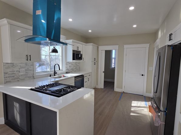 62 Wolcott St Floor 2