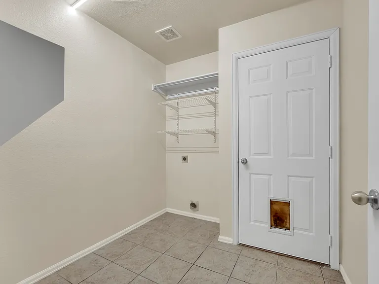 629 Rosarita Rd — Photo 3