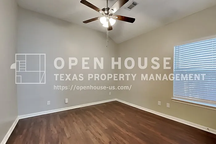 18414 Polo Meadow Dr — Photo 15