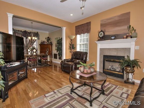 4th image of 66 Driftstone Cir