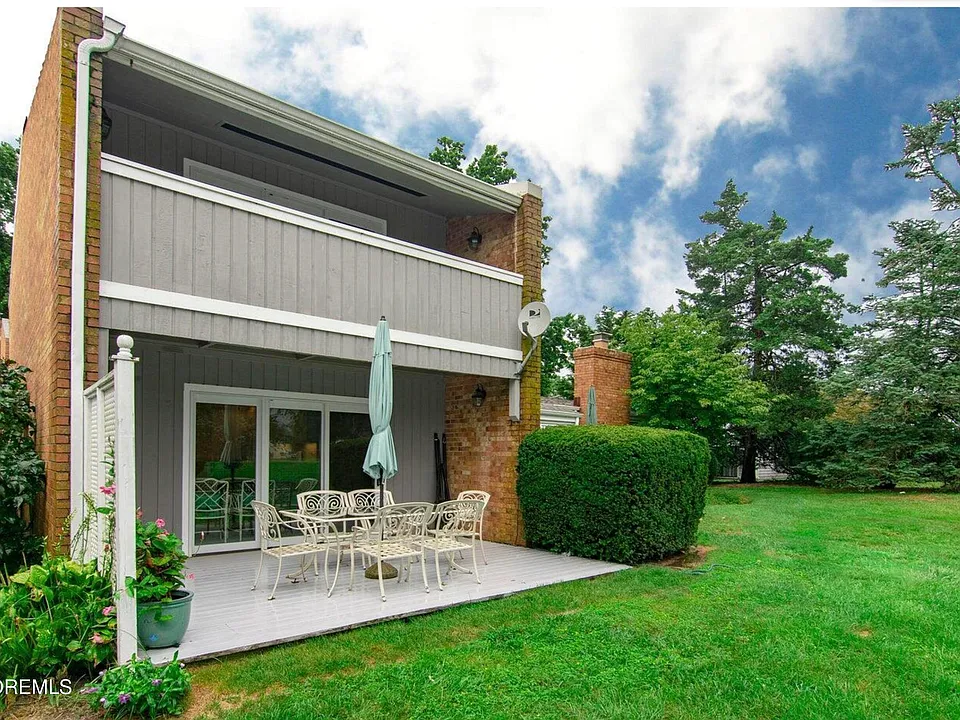 68 Linden Ct
