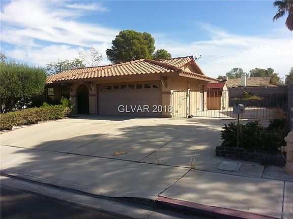 2nd image of 2266 Heavenly View Dr #0