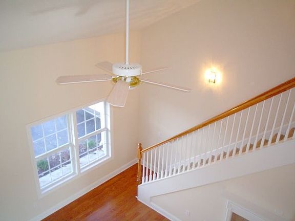 5th image of 230 Tall Oak Blvd
