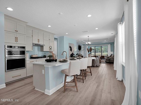 3rd image of 1007 CAIDEN Drive
