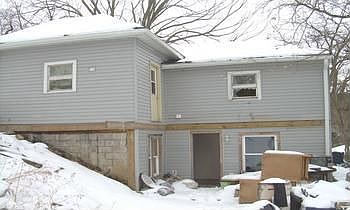 2nd image of 413 N 5th St