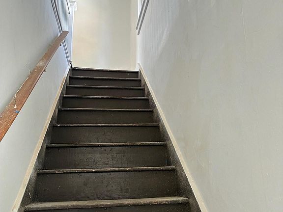 5th image of 1211 Franklin St