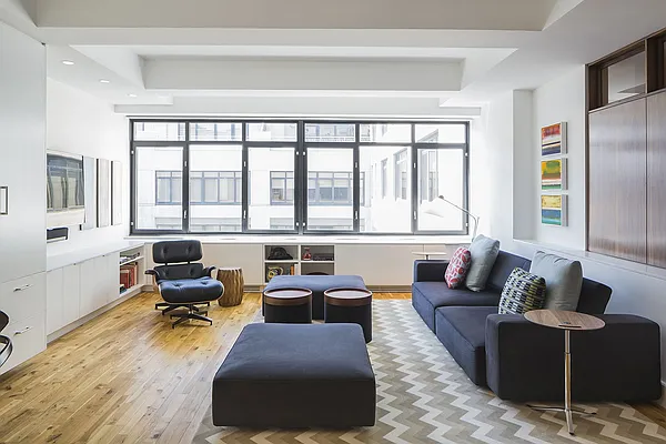 Sold by Stribling | media 13