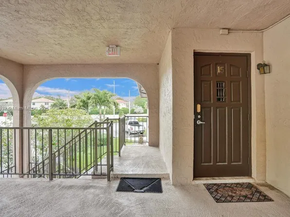 3307 NW 108th Dr APT 15, Coral Springs, FL 33065