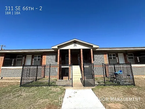 311 SE 66th St #2 Photo 1