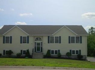 25 Ragina Ave, Webster, MA 01570