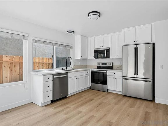2nd image of 1507 Lower Lake Ct