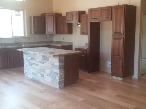 2nd image of 5400 Glenn Abbey Trl