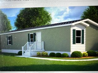 3011 Kensington Sq, North Vernon, IN 47265