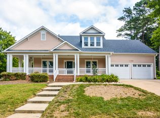 10204 Hallberg Ln, Raleigh, NC 27614