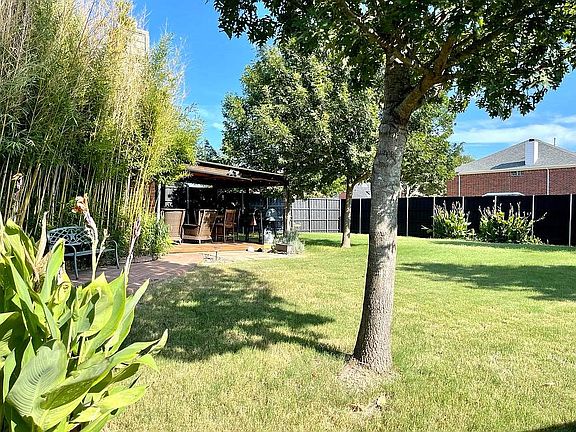 5th image of 2605 Dove Creek Dr
