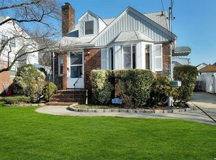 145 E Chester St, Valley Stream, NY 11580