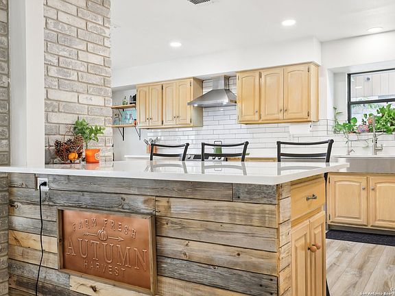 2nd image of 4531 ROCK ELM WOODS