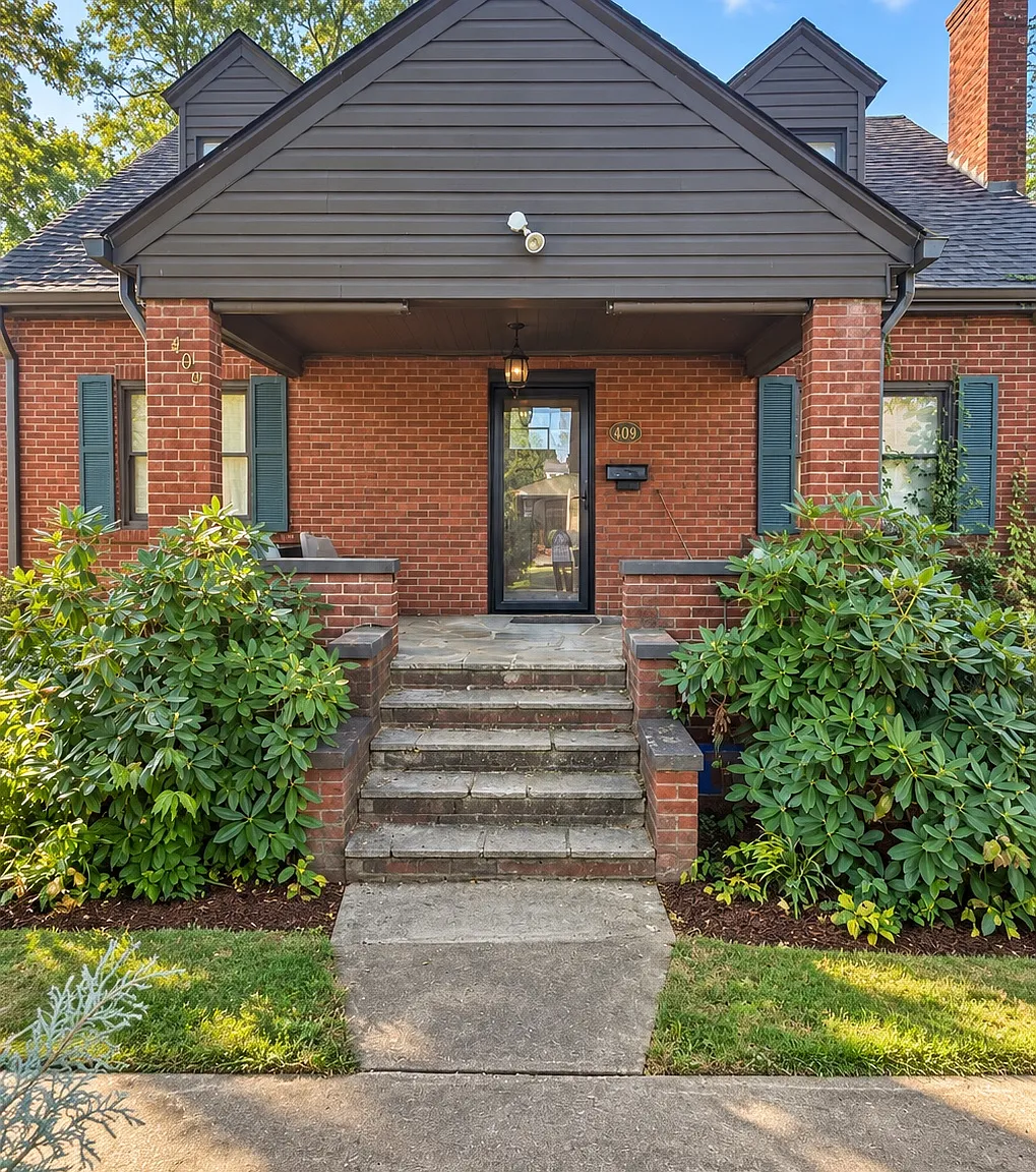 2 bed, 1000 sqft, $1,200 — Photo 1