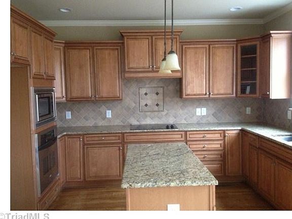3rd image of 8266 William Wallace Dr