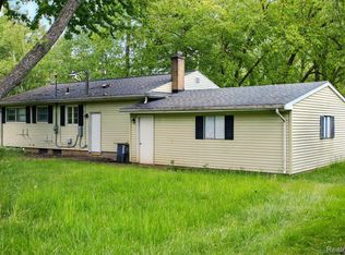 1469 Westwood Dr, Flint, MI