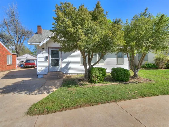 1724 W Virginia Ave, Chickasha, OK 73018