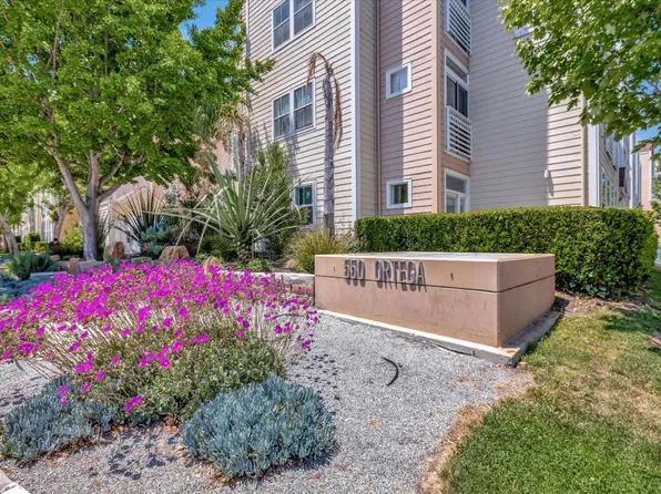 550 Ortega Ave APT B124, Mountain View, CA 94040