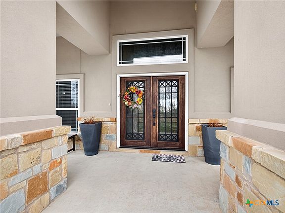 3rd image of 494 Flash Cir