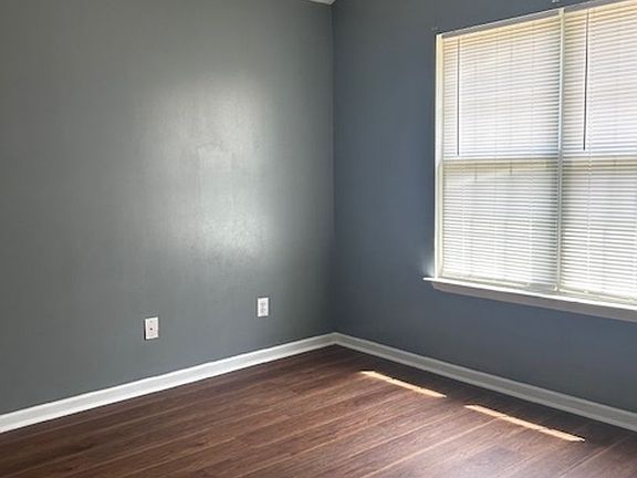 5th image of 1610 Black Diamond Ct