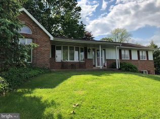 178 Baumgardner Rd, Willow Street, PA 17584