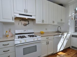 253 Garth Rd APT 2K, Scarsdale, NY 10583