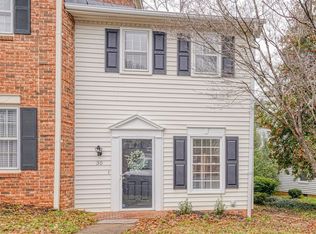 35 Somersett Dr, Spartanburg, SC 29301