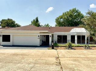 106 Hallmark Dr, Conroe, TX 77304