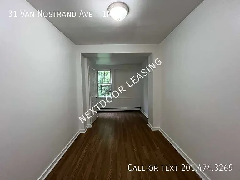 31 Van Nostrand Ave #1M — Photo 8