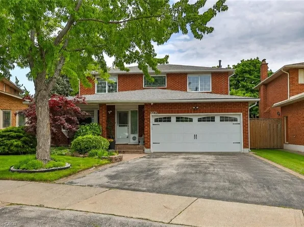 2031 Pen St, Oakville, ON L6H 3L2