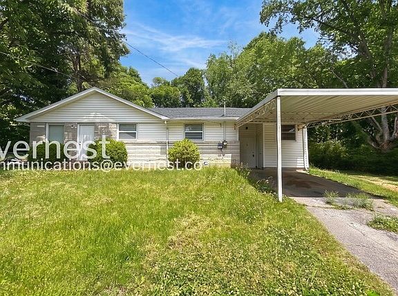2nd image of 3250 Cloverwood Dr