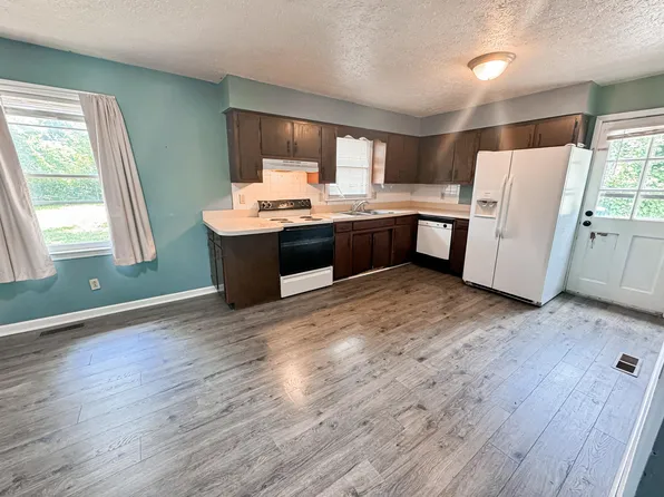 213 Horn Dr, Lawrenceburg, KY 40342