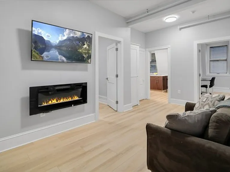 Quarry St. Apartments — Photo 44