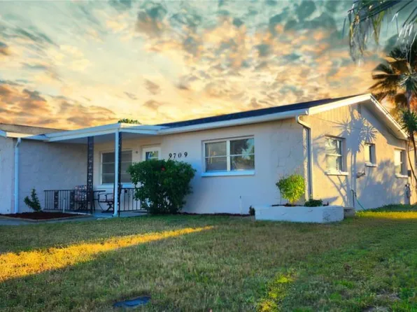 9709 LAKESIDE LANE, PORT RICHEY, FL 34668