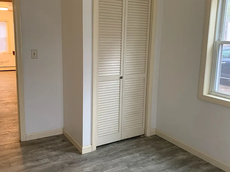 251 Pleasant St #1 — Photo 5
