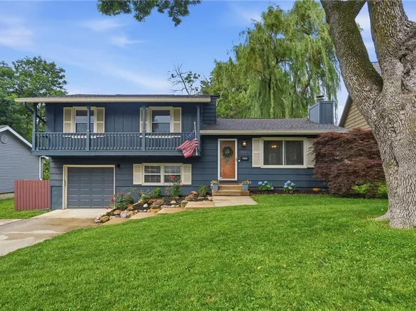 8914 Eby Dr, Overland Park, KS 66212