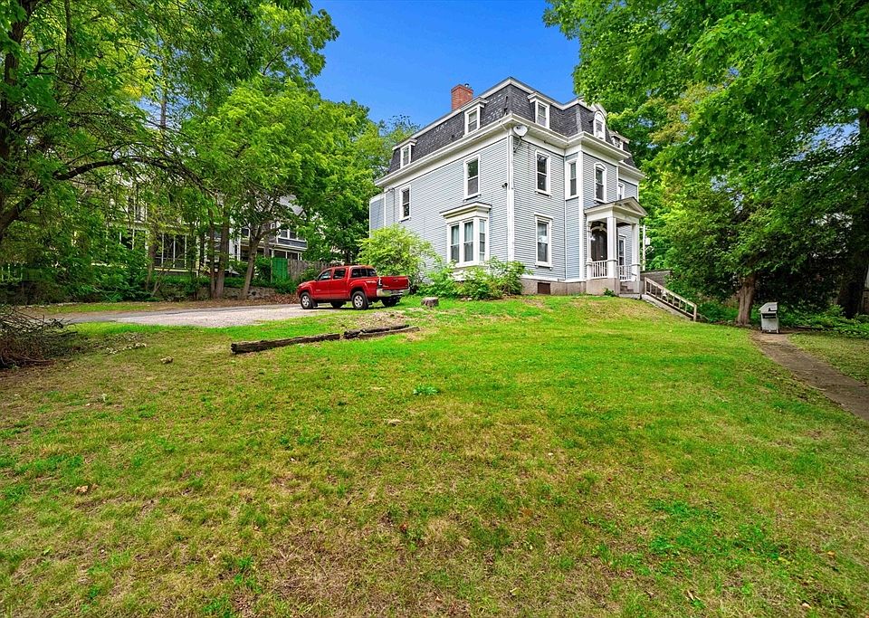 1st image of 7 Maple Ave