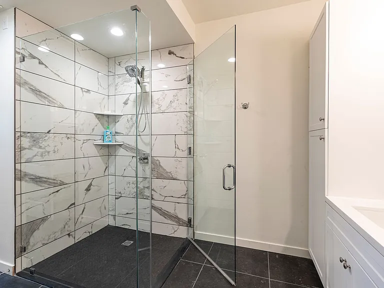 Mission View Residences — Photo 34