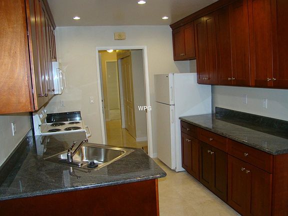 2nd image of 121 Buckingham Dr Unit 55