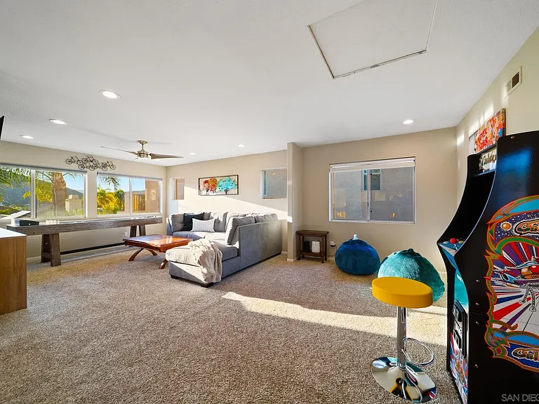 18106 Chieftain Ct — Photo 31