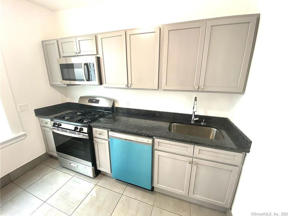 1st image of 831 Whalley Ave #3