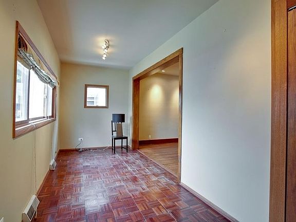5th image of 5229 W Berenice Ave