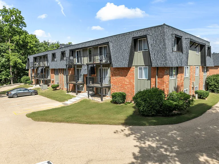 Timberbrook Apartments — Photo 25