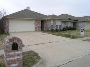 728 W Colony Dr, Arlington, TX 76001